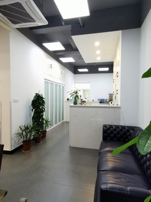 白馬房產(chǎn)咨詢 卓越廣告設(shè)計，提升品牌影響力